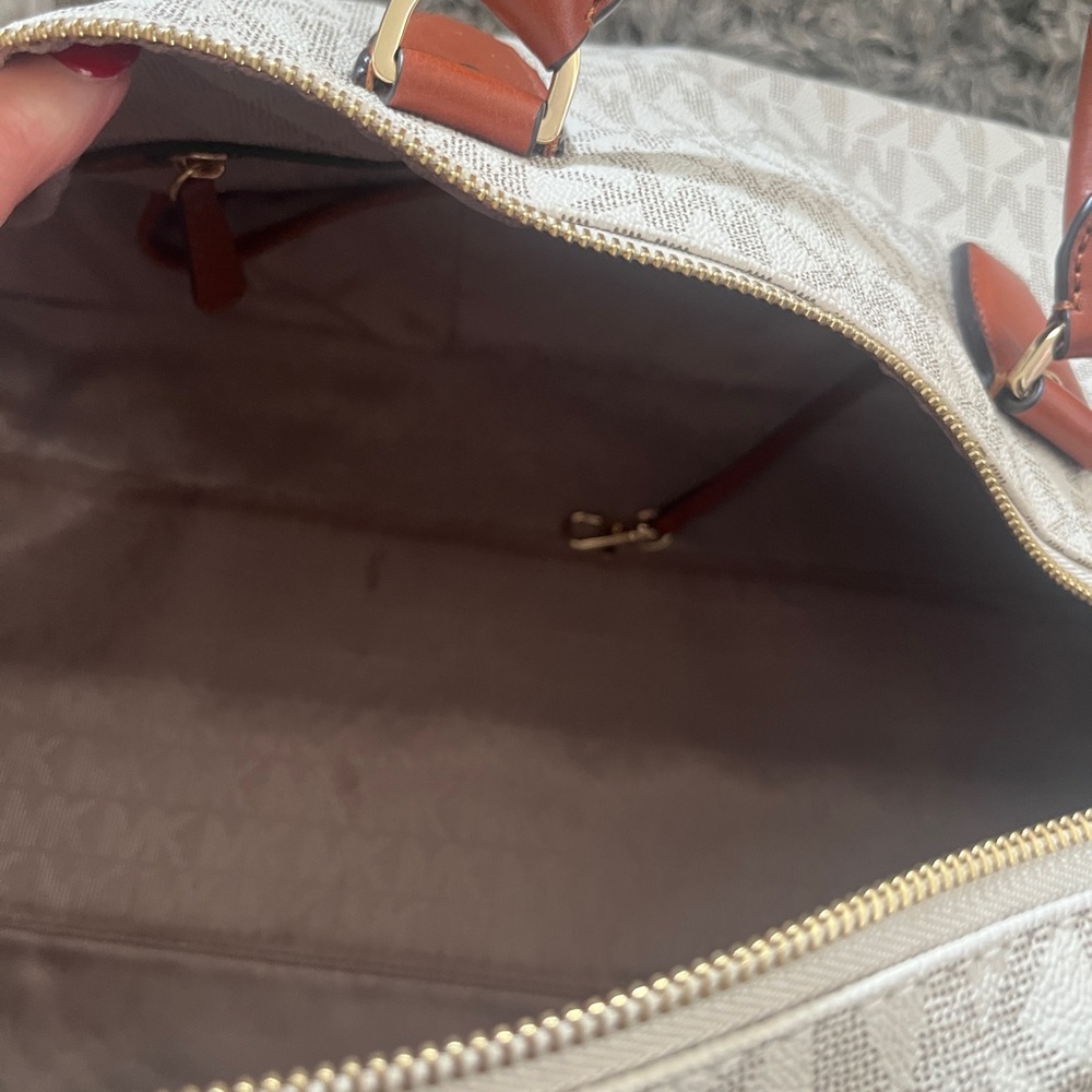 Michael Kors Cream/Brown Logo Bag Set - Picture 10 of 16